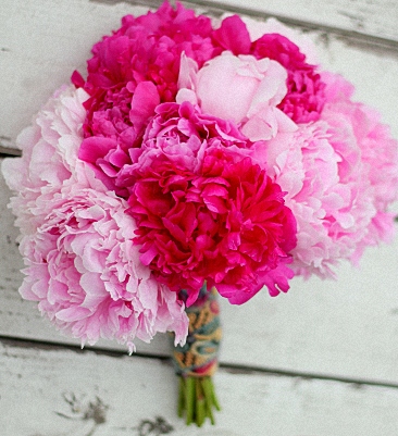 Fuchsia & pink, a two tone Peony bouquet
